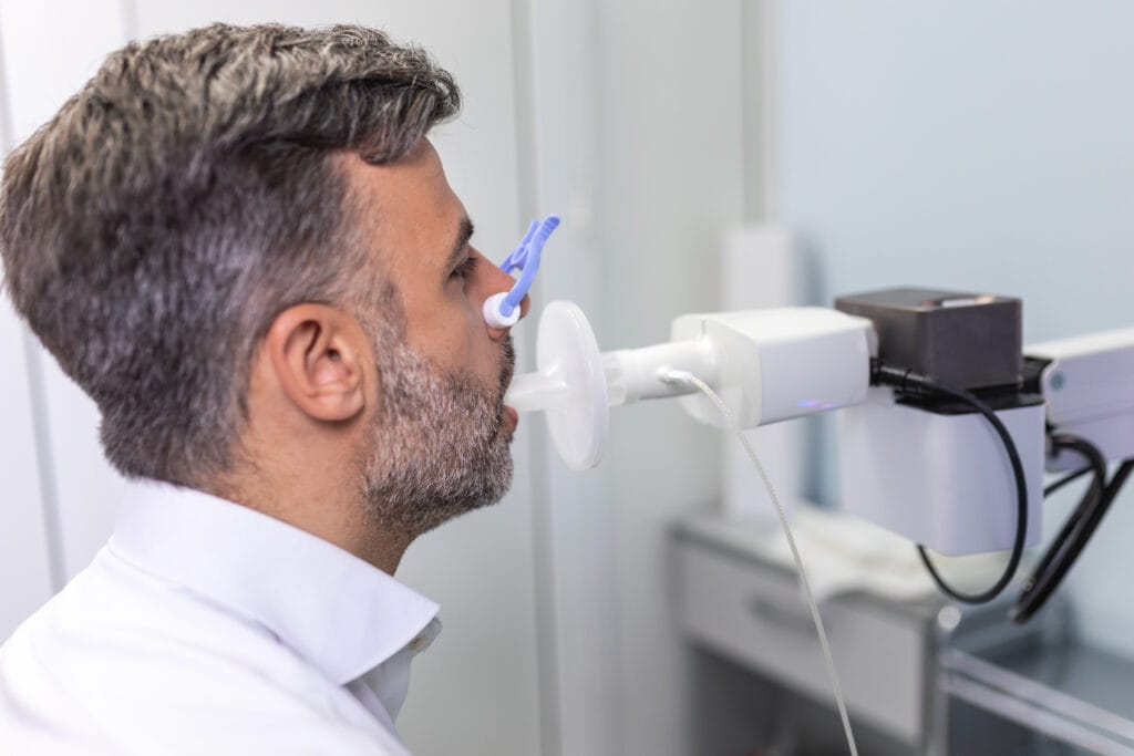 Spirometria – co to jest, jak wygląda i jak odczytać wynik badania